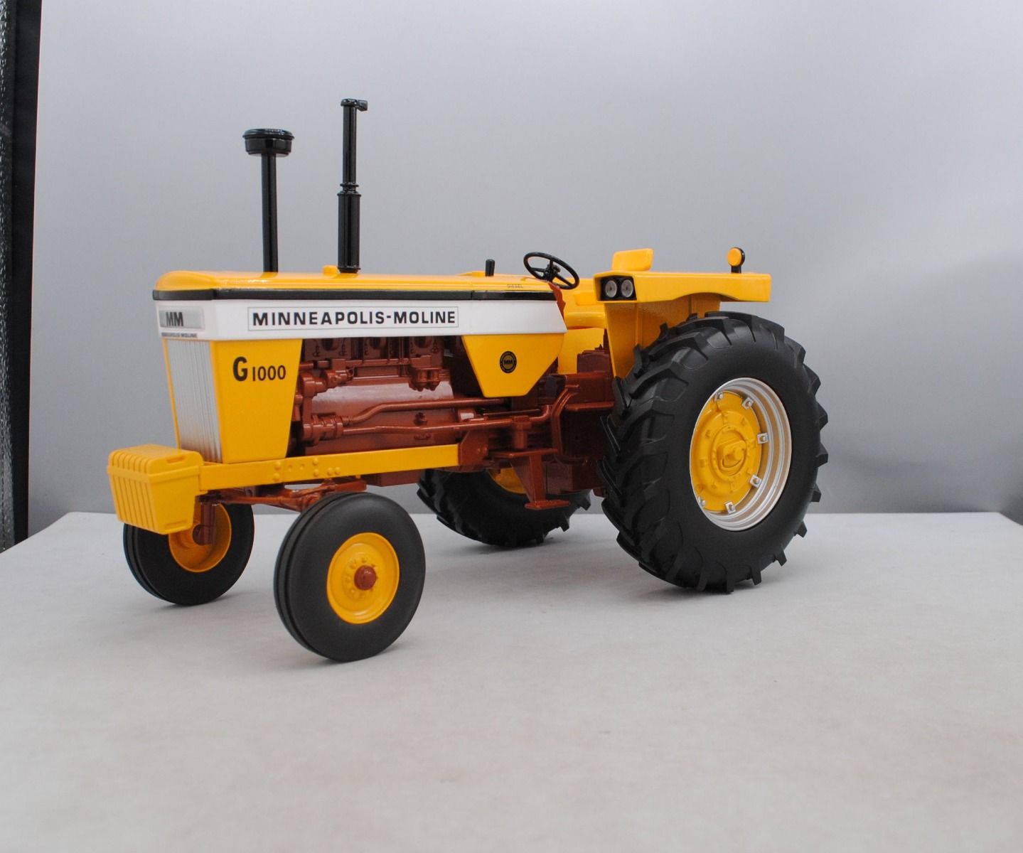 Minneapolis moline sales toy tractor